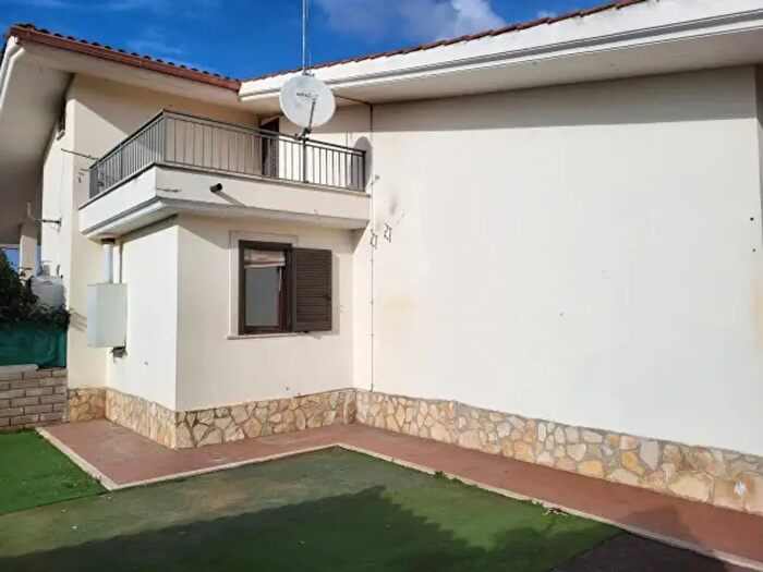 Casa quadrilocale in vendita in Via Pavia, Ardea