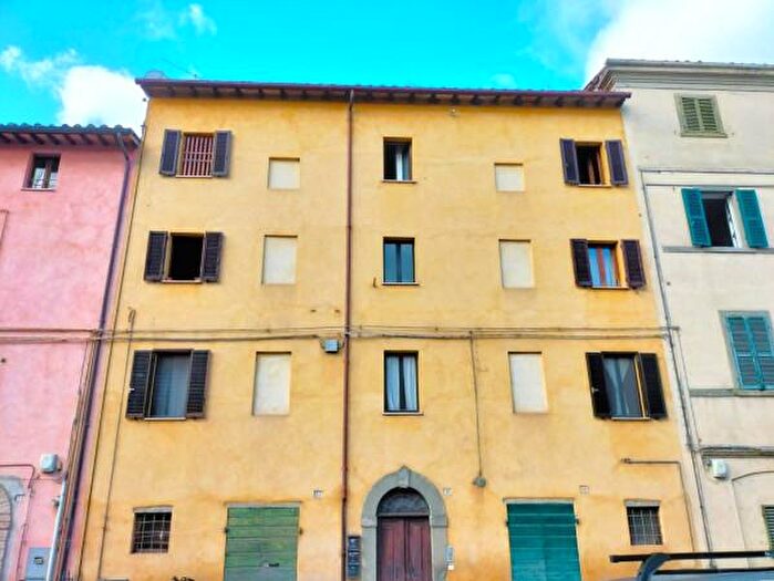 Appartamento trilocale in vendita in Via Soli, Umbertide