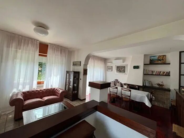 Appartamento con 6 locali in affitto in Riccione