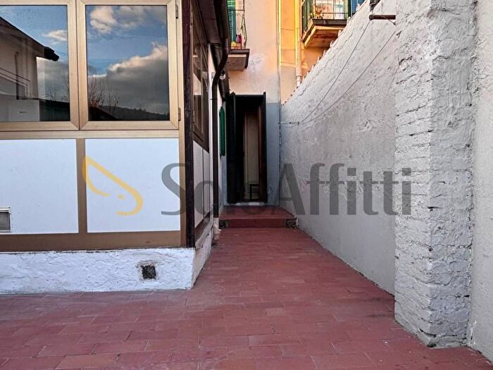 Appartamento quadrilocale in affitto in VIA DELLE CINQUE VIE, Cinque Vie, Firenze