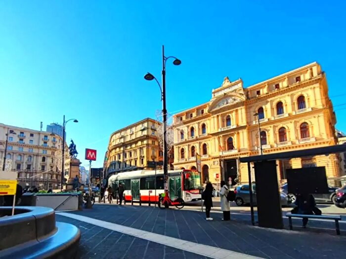 Appartamento bilocale in vendita in Via Lanzieri, Napoli