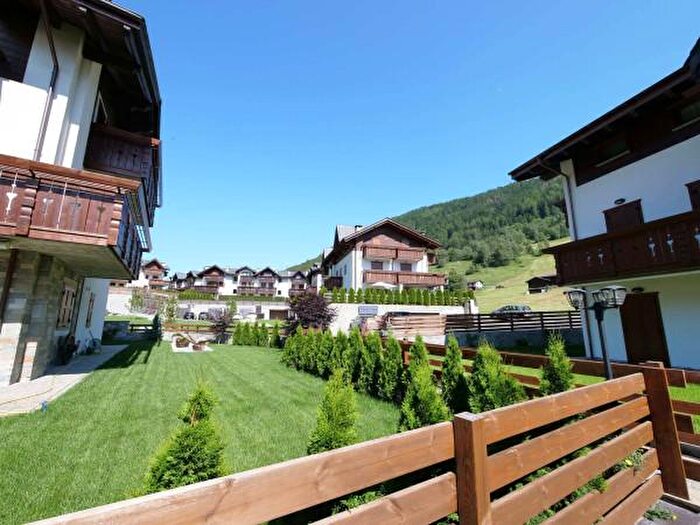 Appartamento trilocale in affitto in Via Europa, Aprica