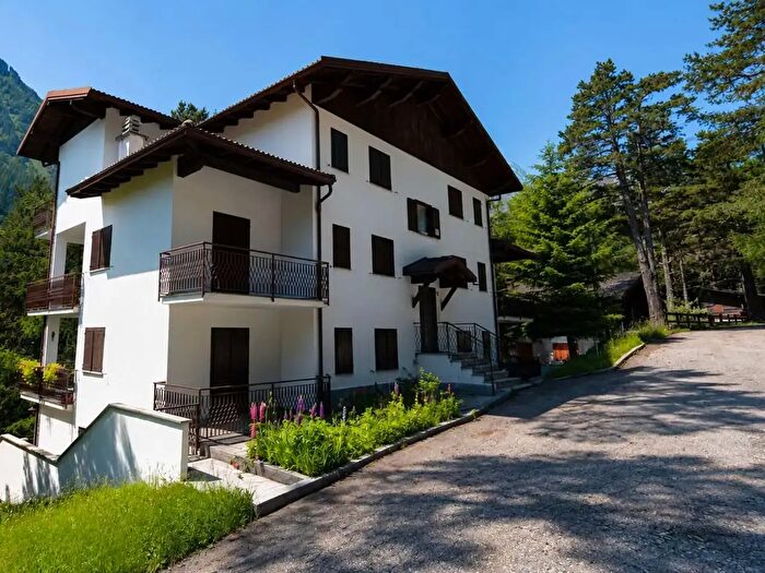 Appartamento trilocale in vendita in Località Boschetto, Varzo