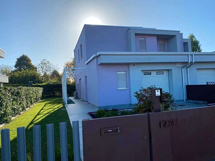 Casa con 7 locali in vendita in Via Luisa Battistotti, Curtatone