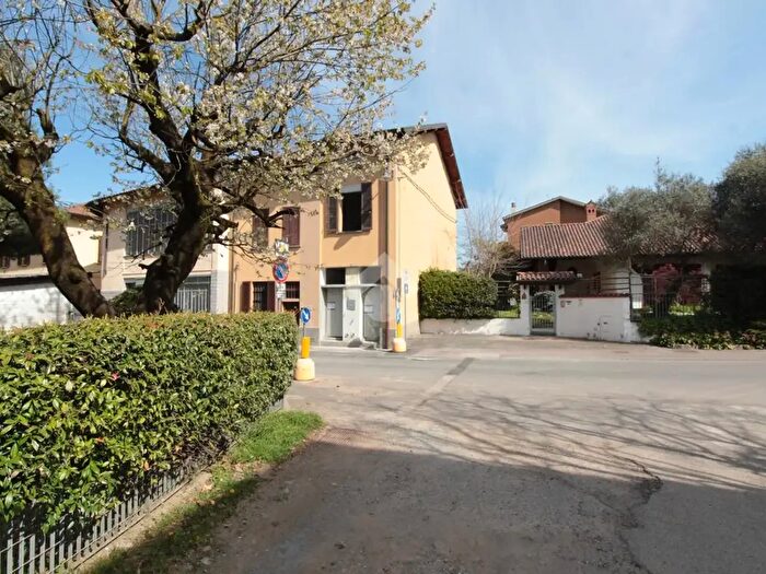 Casa trilocale in vendita in Via Malacrida, Aicurzio