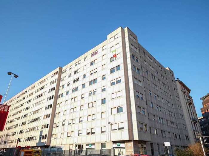 Appartamento bilocale in affitto in Via Carlo Farini, Farini, Milano
