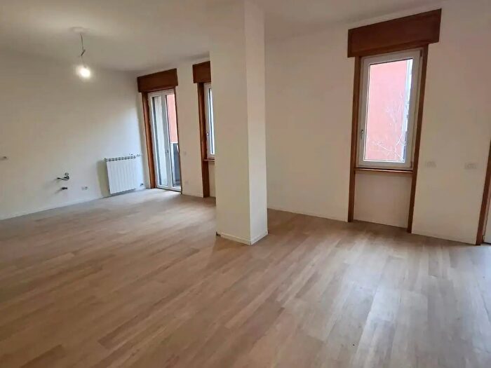 Appartamento quadrilocale in vendita in Via Campo Sportivo Vecchio, Piacenza