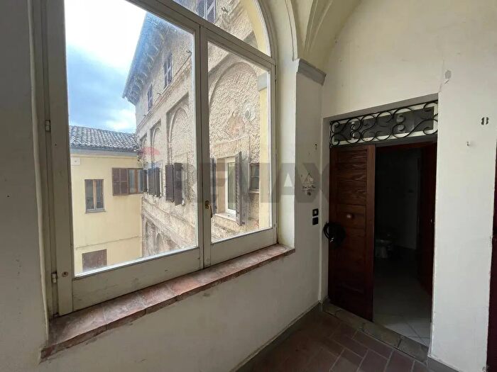 Appartamento quadrilocale in vendita in Corso Mazzini, Arcevia