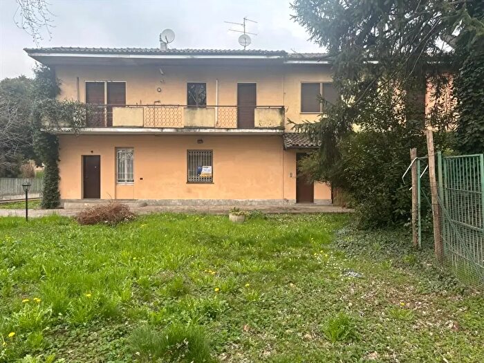 Appartamento quadrilocale in vendita in Ornago