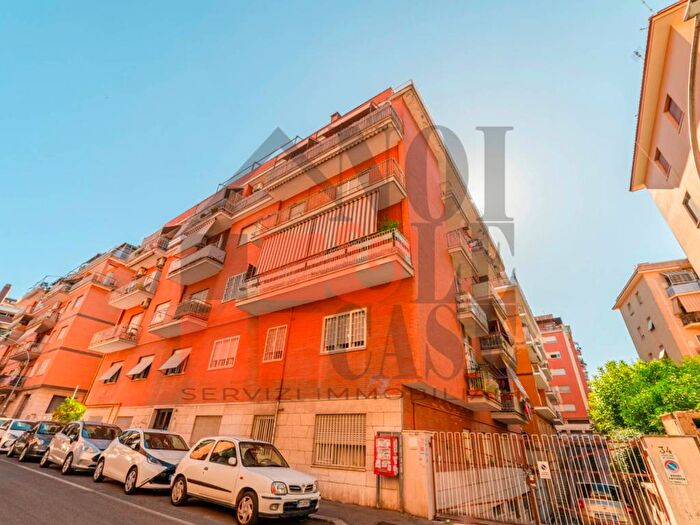 Appartamento quadrilocale in affitto in Via Giuseppe Troiani, Portuense, Roma