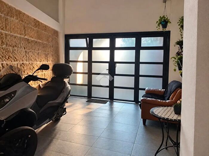 Appartamento bilocale in vendita in Strada Comunale Pianura Marano, Napoli