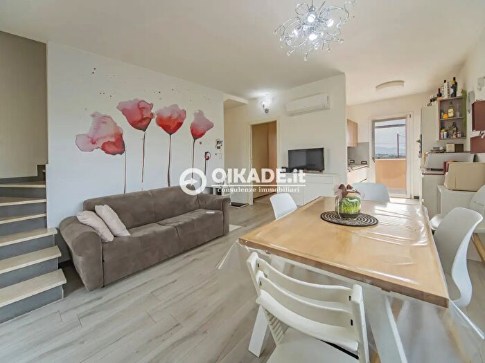 Casa con 5 locali in vendita in Via Perra, Sinnai