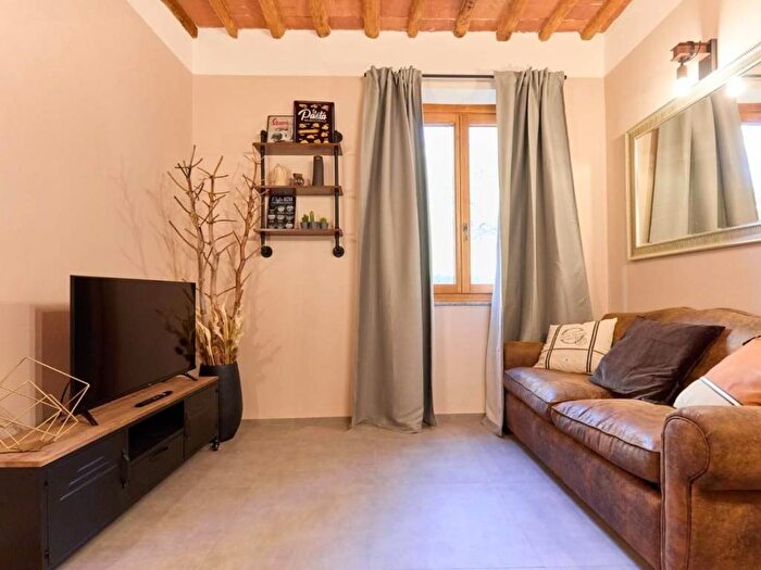 Appartamento bilocale in affitto in Piazza della Repubblica, Centro Storico, San Miniato