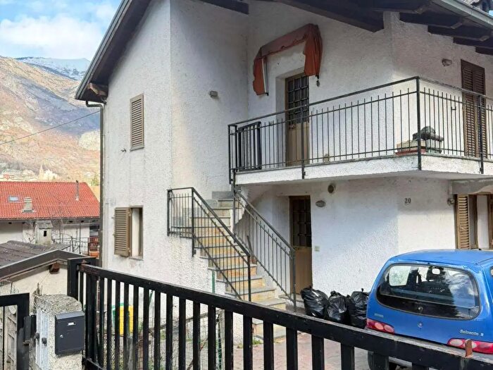 Case in Vendita e in Affitto - 2