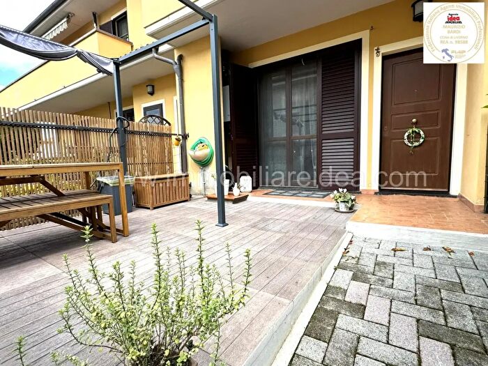 Casa trilocale in vendita in Rosignano Marittimo