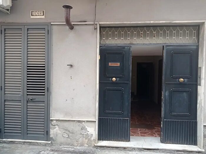 Appartamento trilocale in vendita in Via Bolzano, Paterno'