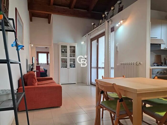Appartamento trilocale in vendita in Via Mario Liberati, Carbognano