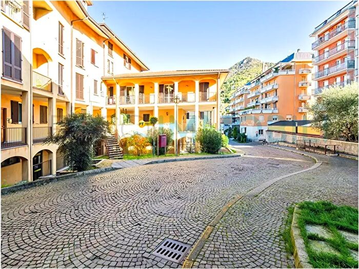 Appartamento trilocale in vendita in Via Filanda Maggiore, Galbiate