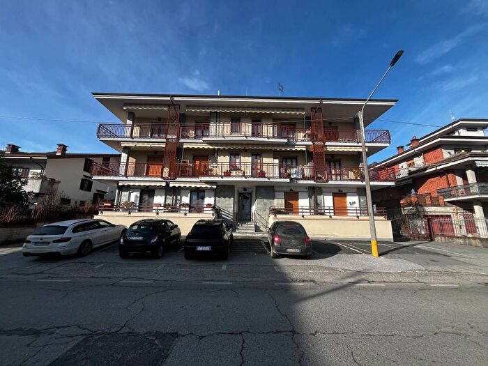 Appartamento bilocale in affitto in Via Roma, Centro, Envie