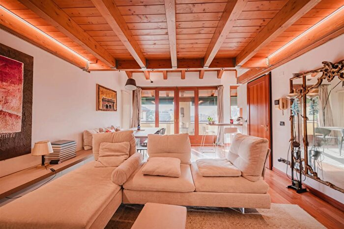 Appartamento quadrilocale in vendita in Bastia Entro Mirano, Mirano