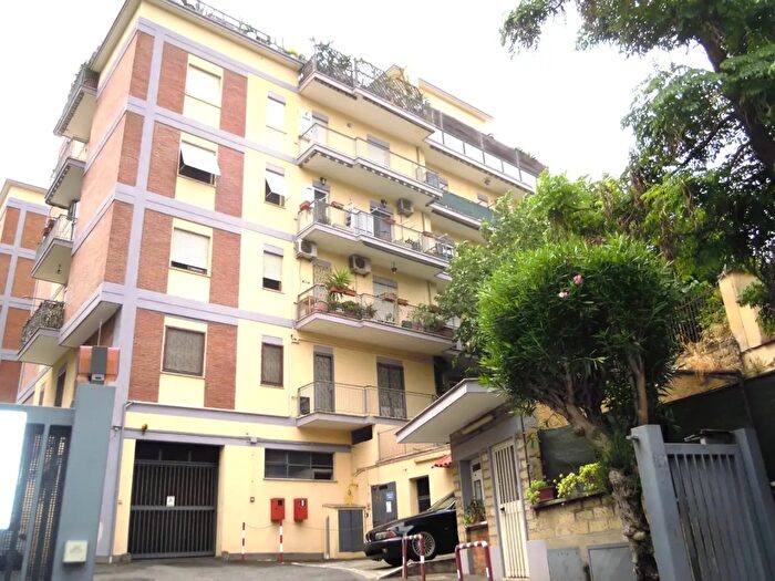 Appartamento bilocale in vendita in Via Portuense, Roma