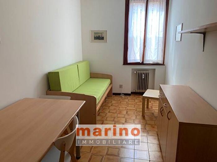 Appartamento trilocale in affitto in Via Cesare Battisti, Santa Sofia Altinate, Padova