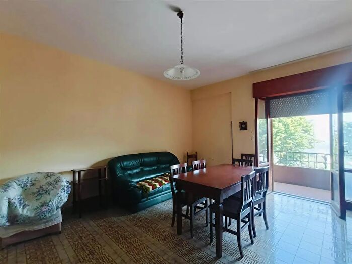 Appartamento trilocale in vendita in Via Giosuè Carducci, Chiusano Di San Domenico