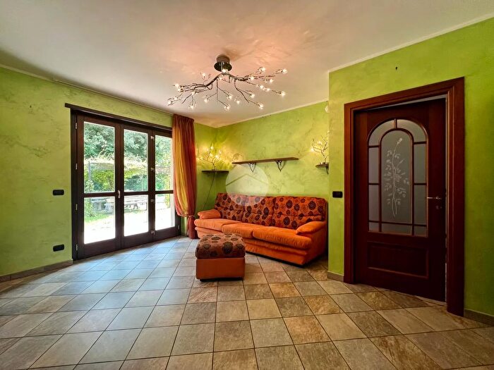 Appartamento quadrilocale in vendita in Via Torino, Lanzo Torinese