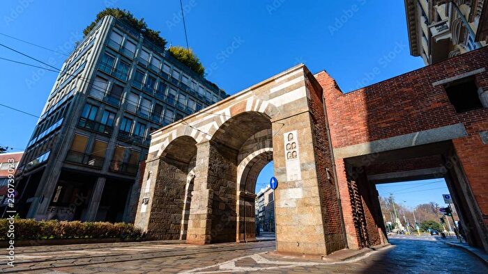 Appartamento trilocale in affitto in Via del Vecchio Politecnico, Palestro, Milano