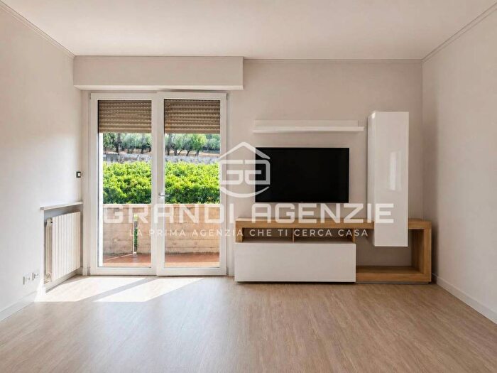 Appartamento quadrilocale in affitto in Via Benedetto Rizzoni, Quinzano, Verona