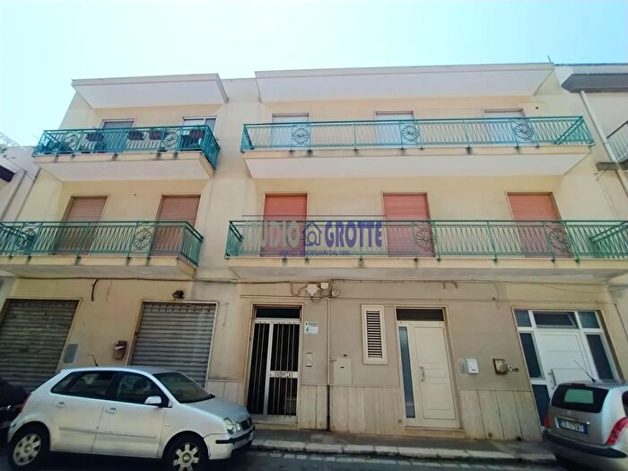 Appartamento quadrilocale in vendita in Castellana Grotte