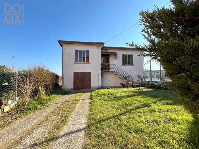 Casa quadrilocale in vendita in Loreo