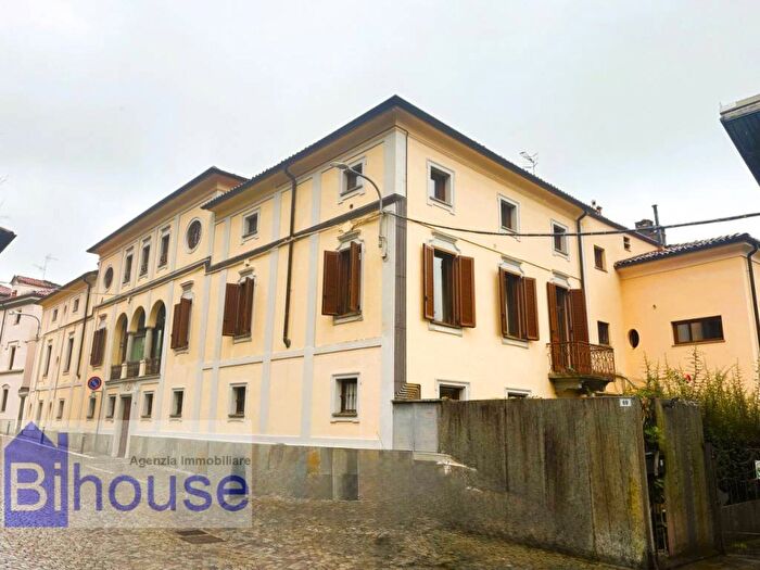 Appartamento quadrilocale in affitto in via caduti per la patria, Pollone