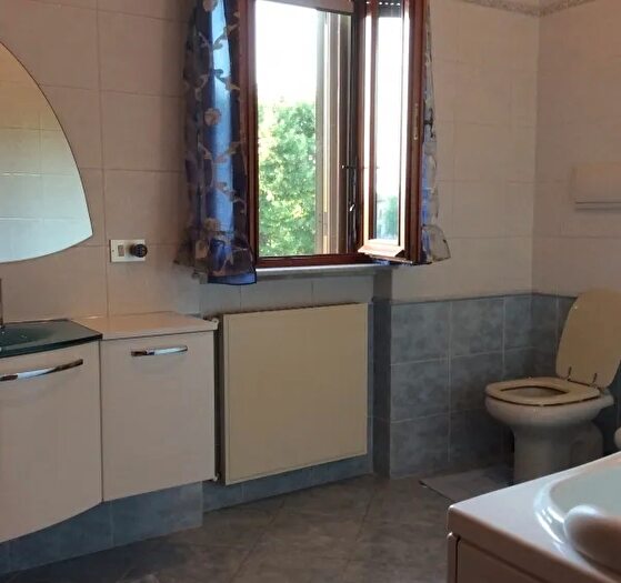 Appartamento trilocale in vendita in Piacenza Piacenza, Piacenza