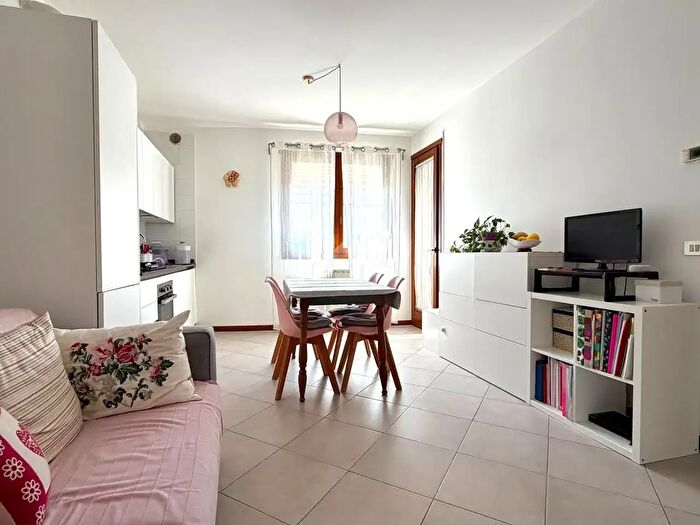 Appartamento bilocale in vendita in Viale Strasburgo, Rubano
