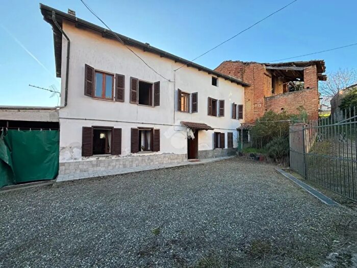 Casa trilocale in vendita in Via Candida Ottazzi, Maranzana