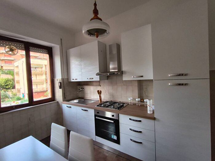 Appartamento quadrilocale in affitto in Via Annibale Vecchi, Elce, Perugia