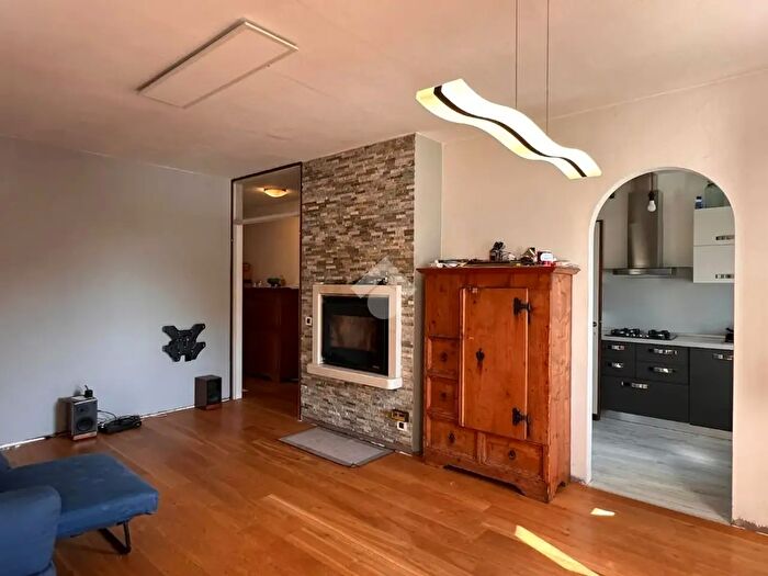 Casa con 5 locali in vendita in Via Castellana, Asolo