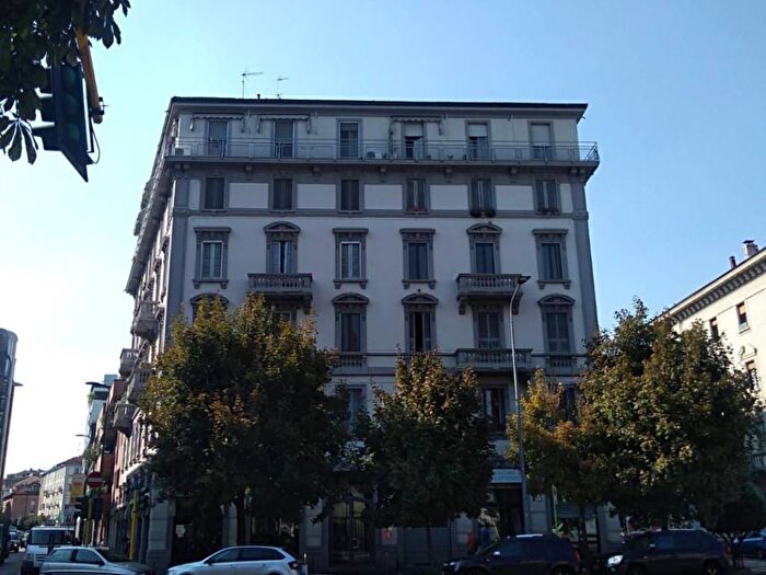 Appartamento monolocale in affitto in Via Gerolamo Tiraboschi, Porta Romana Medaglie dOro, Milano