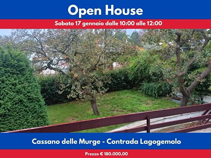 Casa quadrilocale in vendita in Contrada Lagogemolo, Cassano Delle Murge