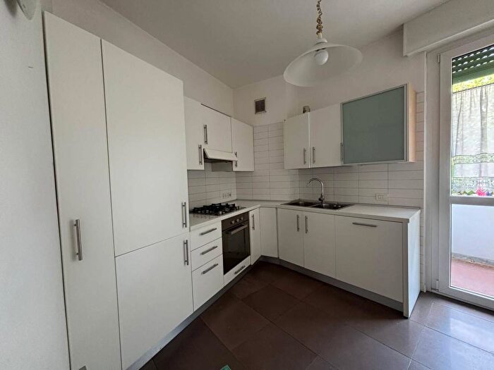 Appartamento trilocale in affitto in Via Vittorio Veneto, San Pio X, Trento