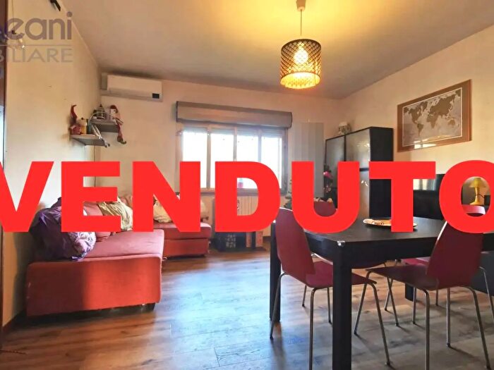 Appartamento trilocale in vendita in Via Resistenza, Zeccone