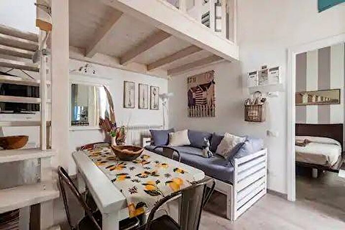 Appartamento trilocale in affitto in Via Nazario Sauro, Marco Polo Don Bosco, Viareggio