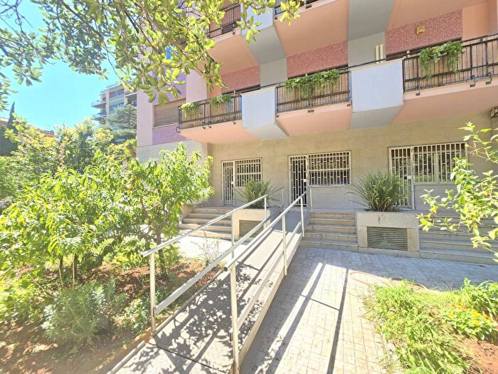 Appartamento con 6 locali in affitto in Viale Lazio, Libertà Villabianca, Palermo