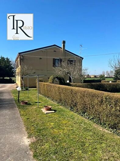 Casa con 10 locali in vendita in Piacenza D'Adige
