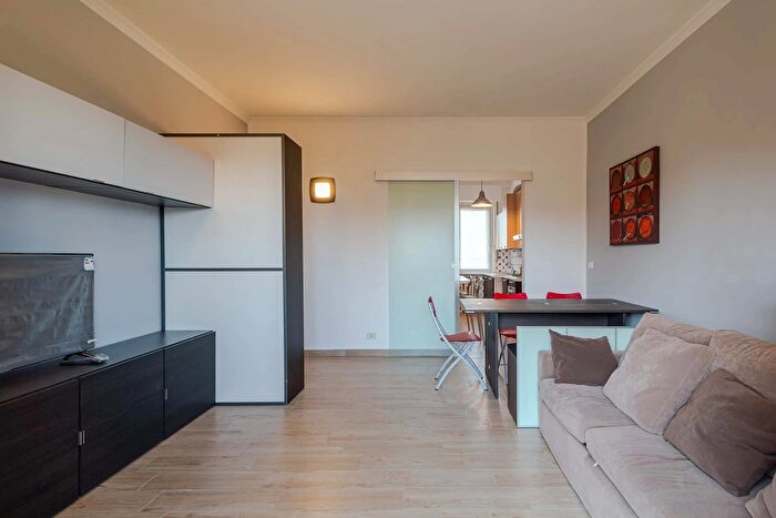 Appartamento monolocale in affitto in Via Palmanova, Milano