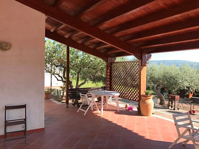 Appartamento con 5 locali in vendita in Chiaramonte Gulfi