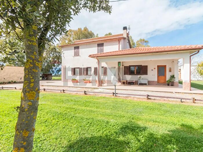 Casa con 5 locali in vendita in Strada Provinciale, Montalto Di Castro