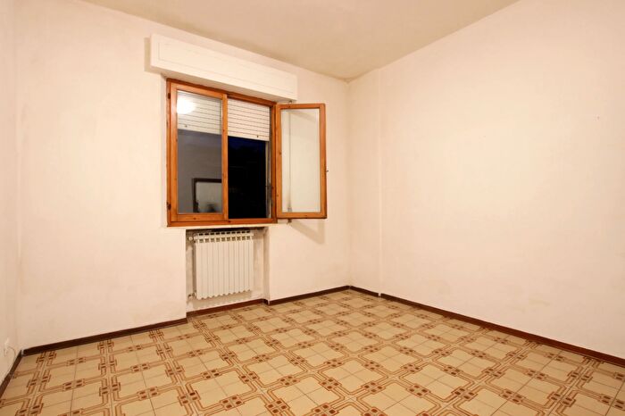 Appartamento trilocale in vendita in Via Siena, Sovicille