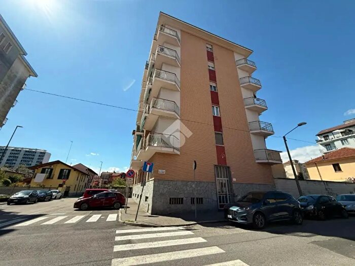 Appartamento con 5 locali in affitto in Via Marco Minghetti, Collegno
